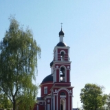 Церковь на въезде в п. Петровское